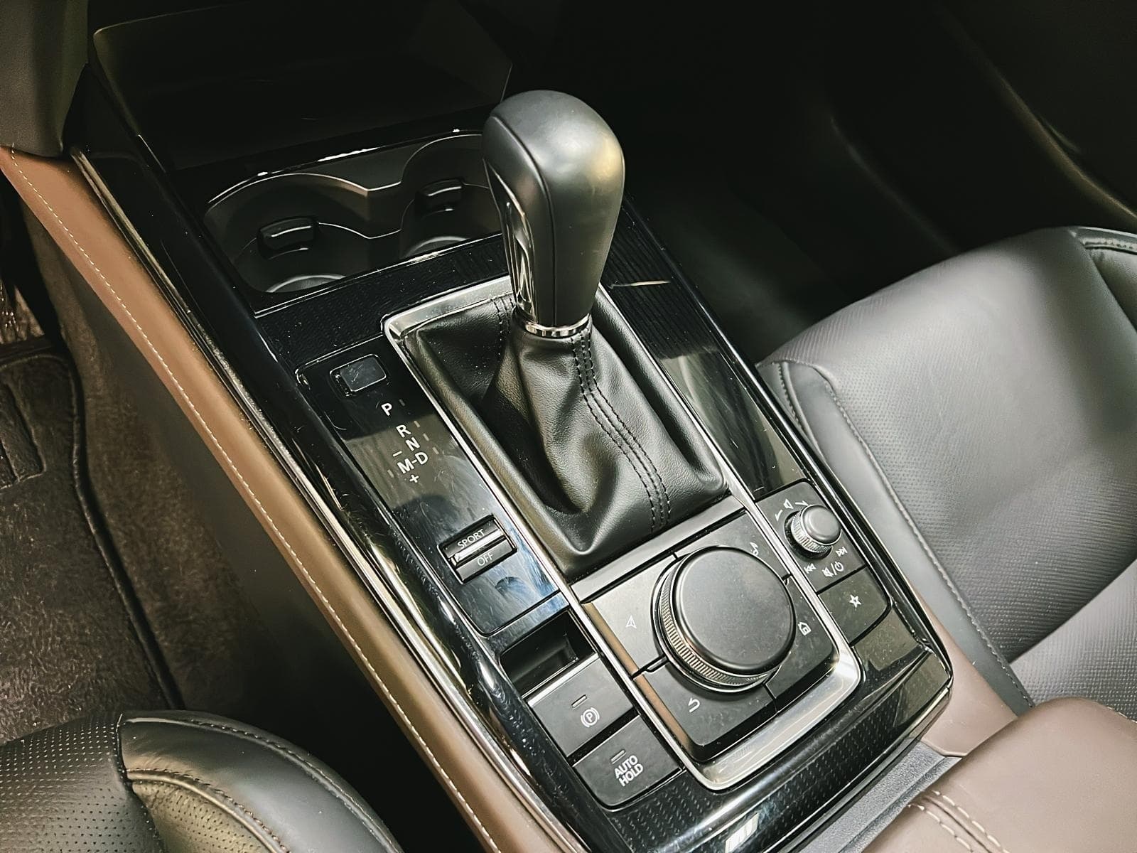 Mazda CX-30 2025 — photo 15