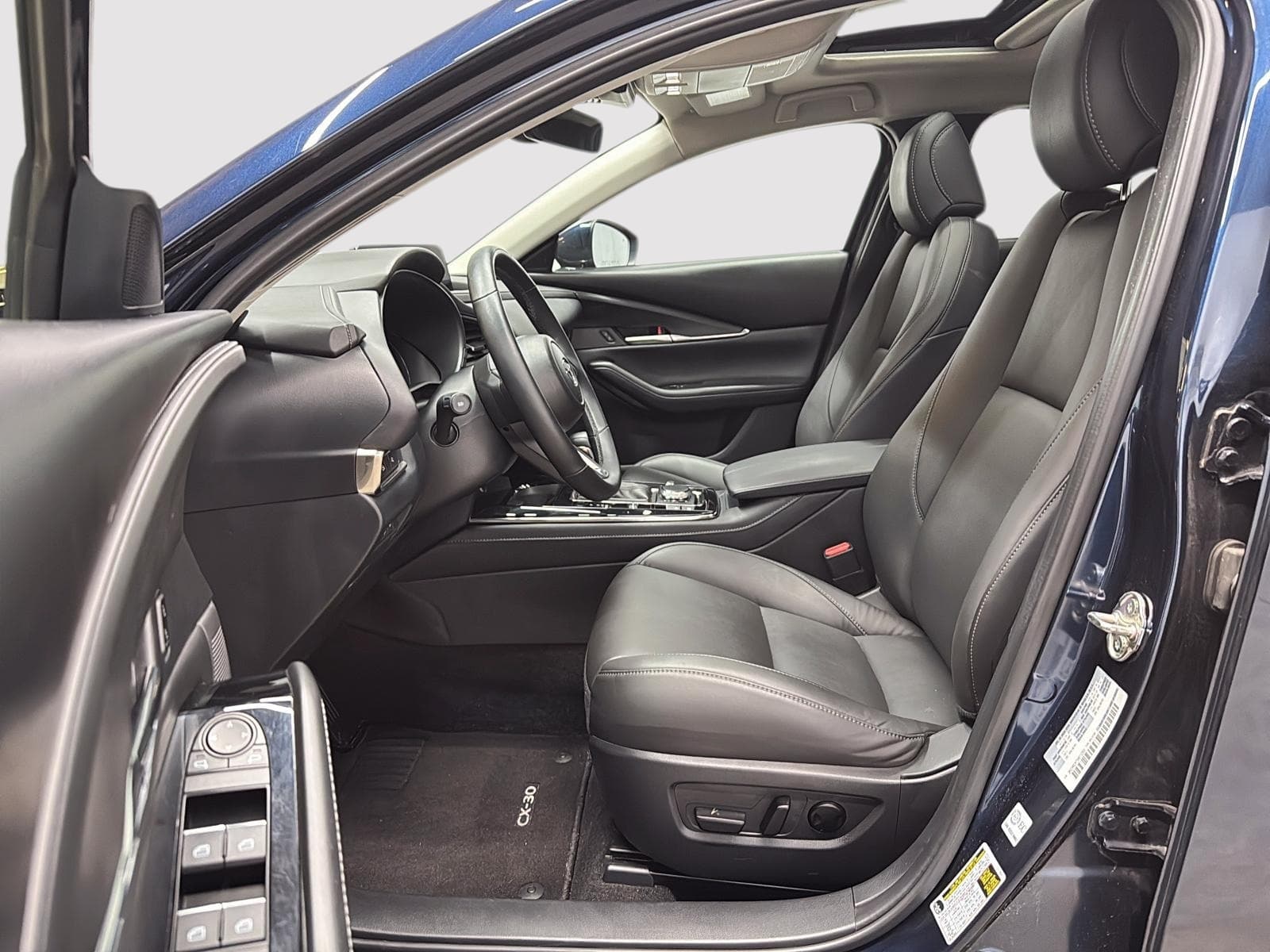Mazda CX-30 2025 — photo 7