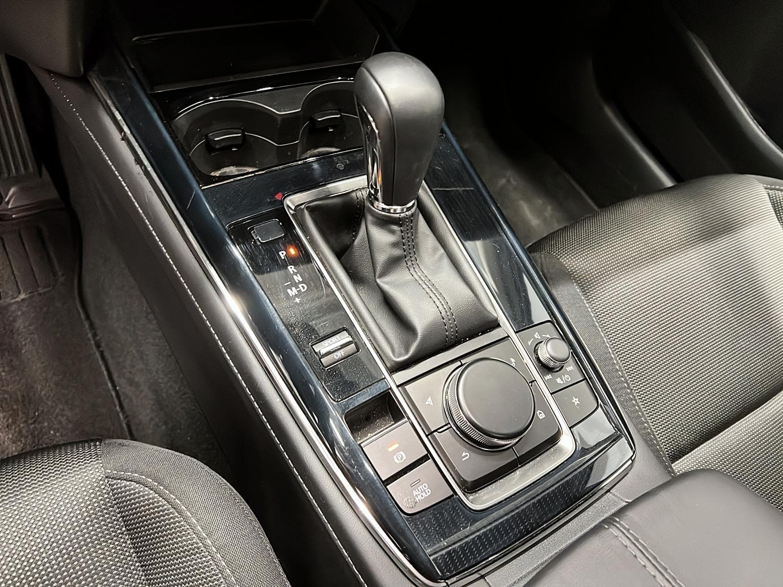 Mazda CX-30 2025 — photo 13