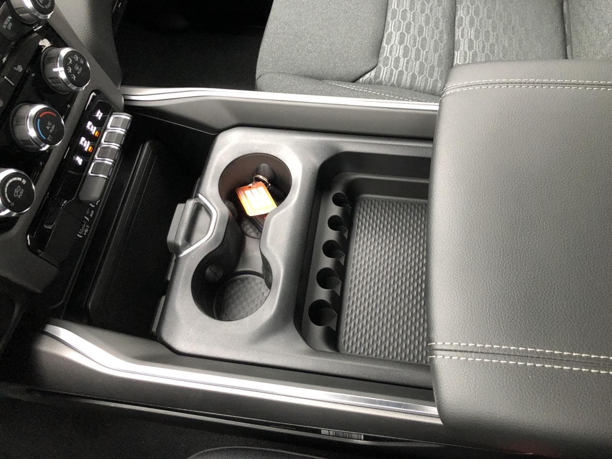RAM 1500 2025 — photo 12