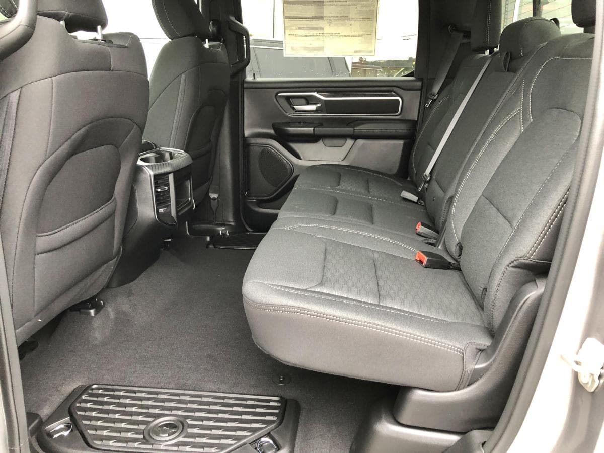 RAM 1500 2025 — photo 14
