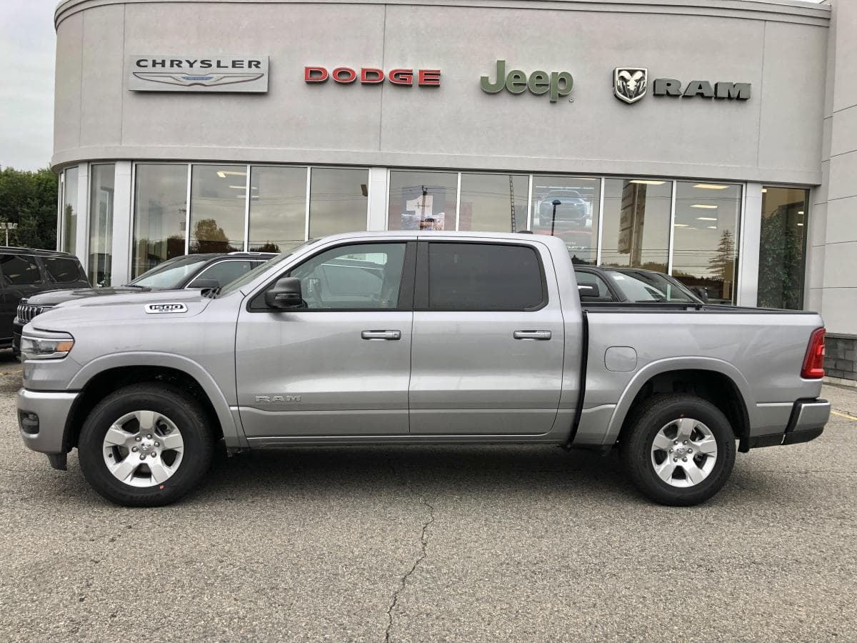 RAM 1500 2025 — photo 3