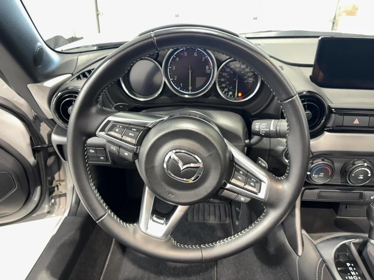 Mazda MX-5 2024 — photo 10
