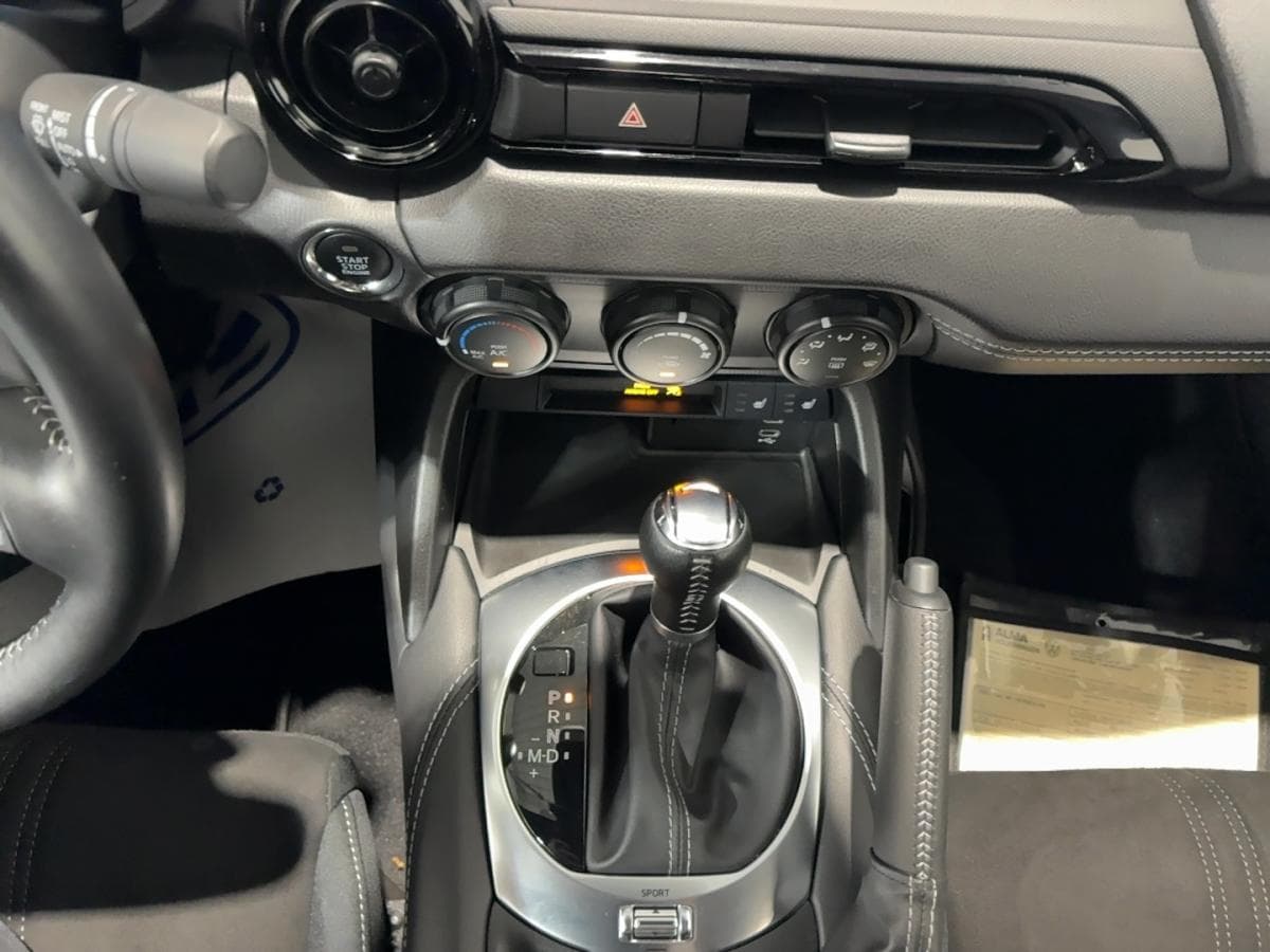 Mazda MX-5 2024 — photo 13