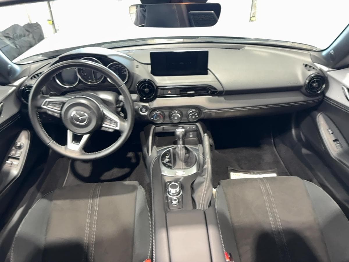 Mazda MX-5 2024 — photo 9