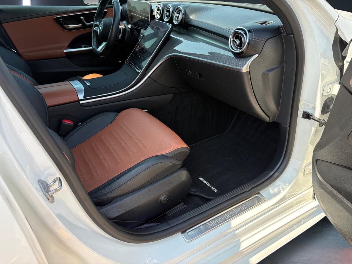 Mercedes-Benz C 300 2023 — photo 15