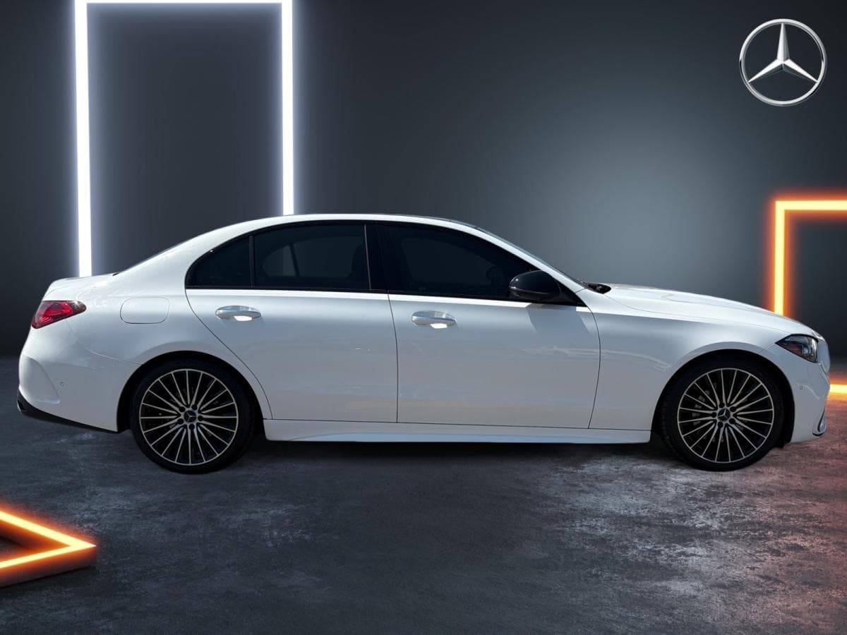 Mercedes-Benz C 300 2023 — photo 7