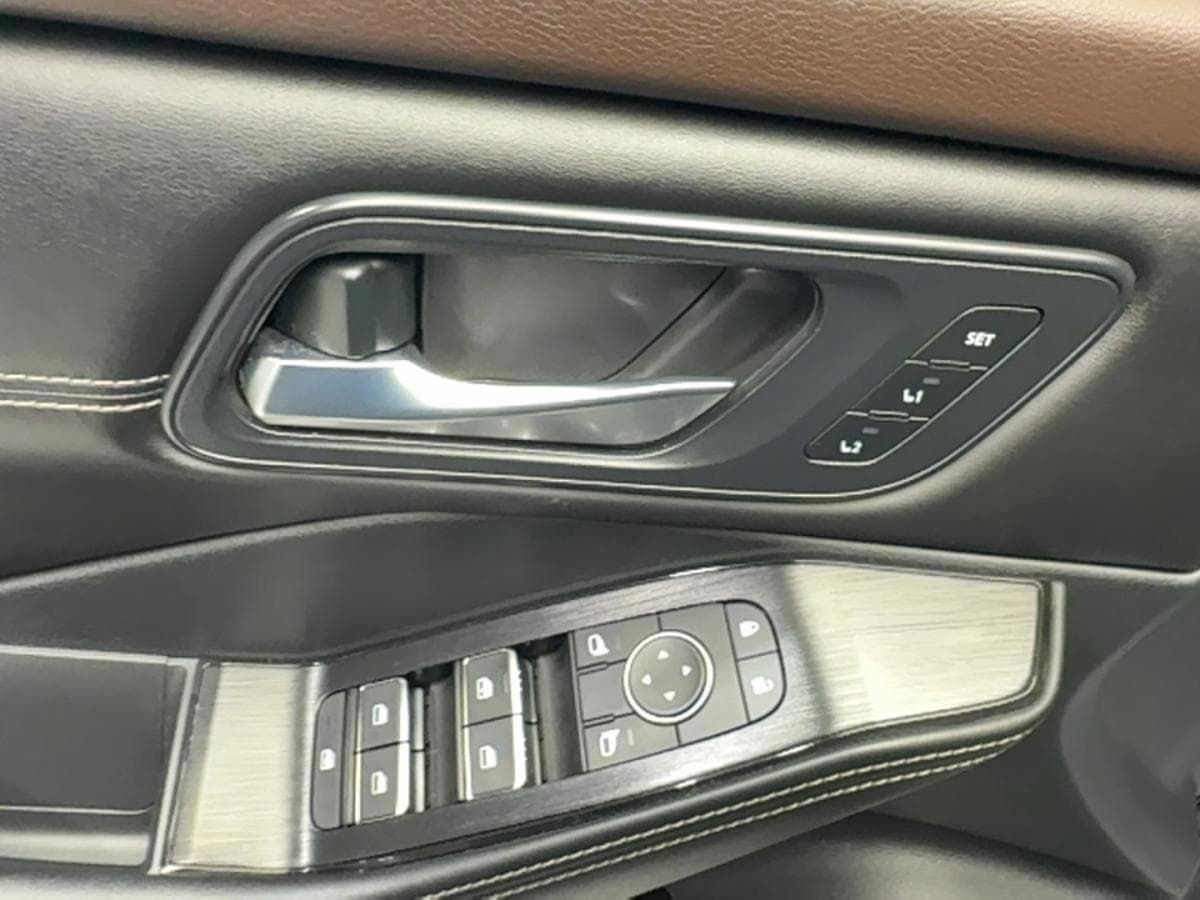 Nissan Rogue 2023 — photo 10