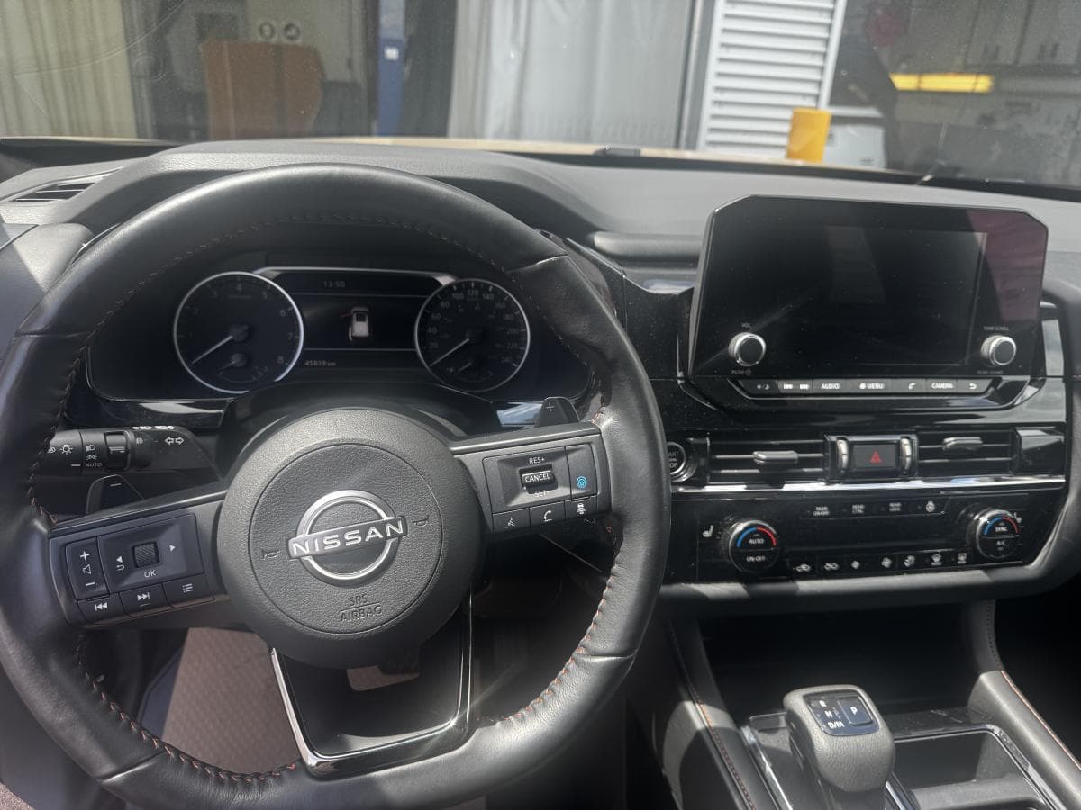 Nissan Pathfinder 2024 — photo 8