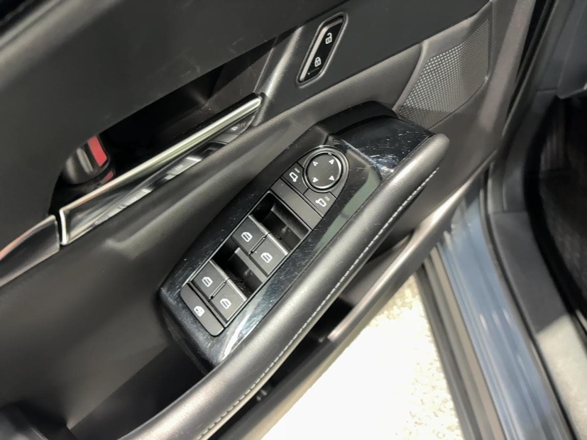 Mazda CX-30 2024 — photo 10