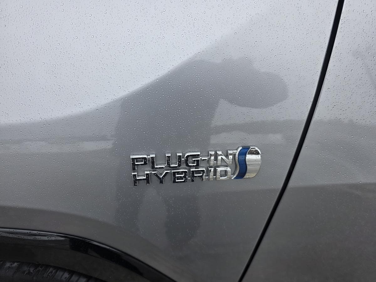 Toyota RAV4 2024 — photo 16