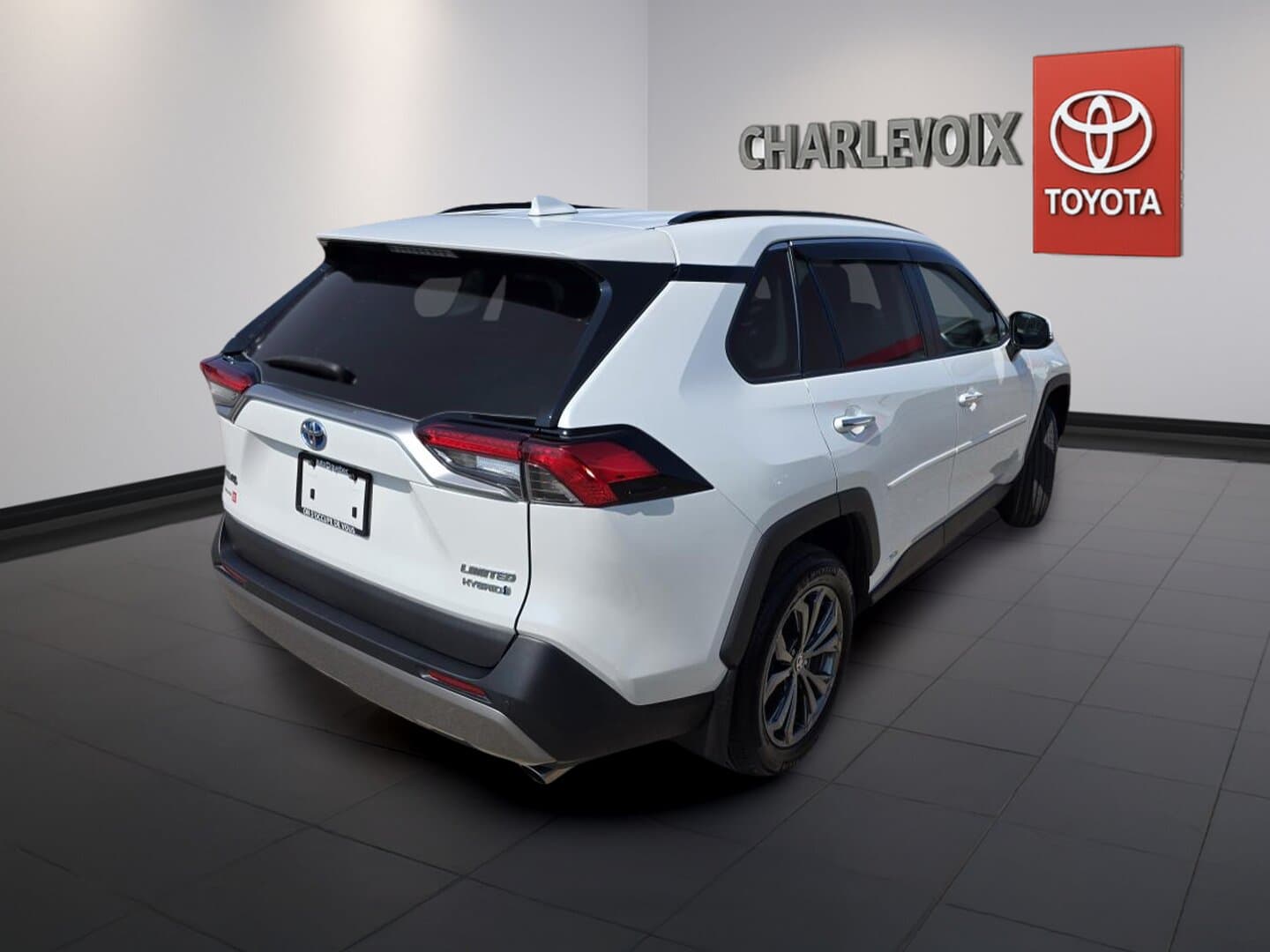 Toyota RAV4 2023 — photo 9