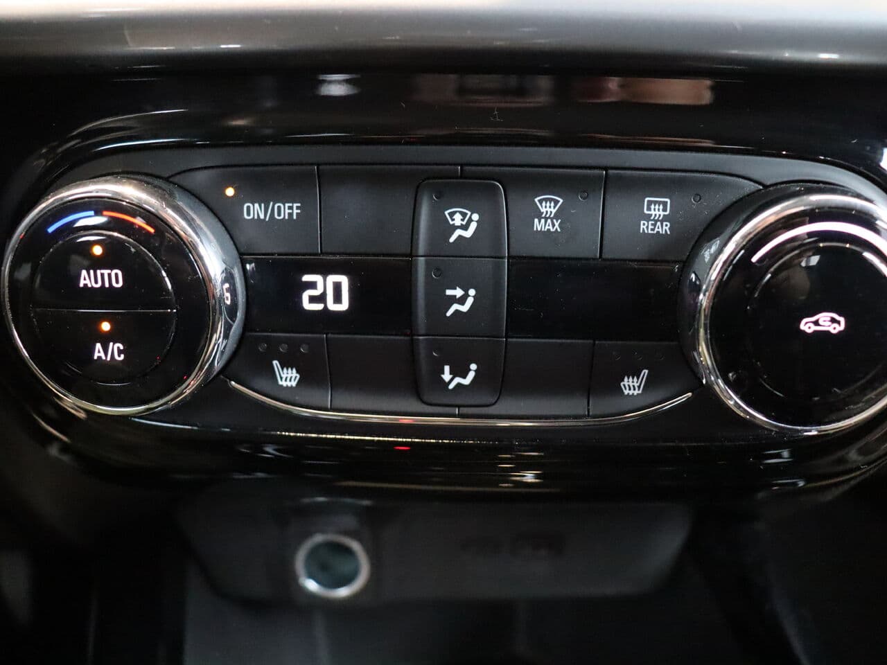 Chevrolet Trax 2024 — photo 17