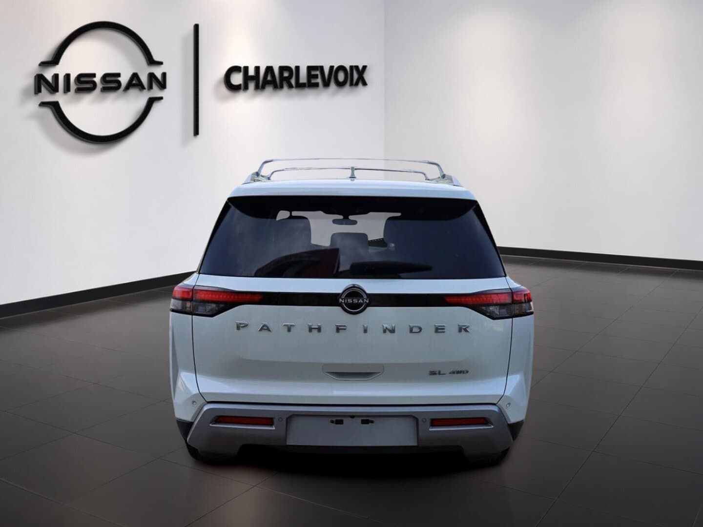 Nissan Pathfinder 2023 — photo 6