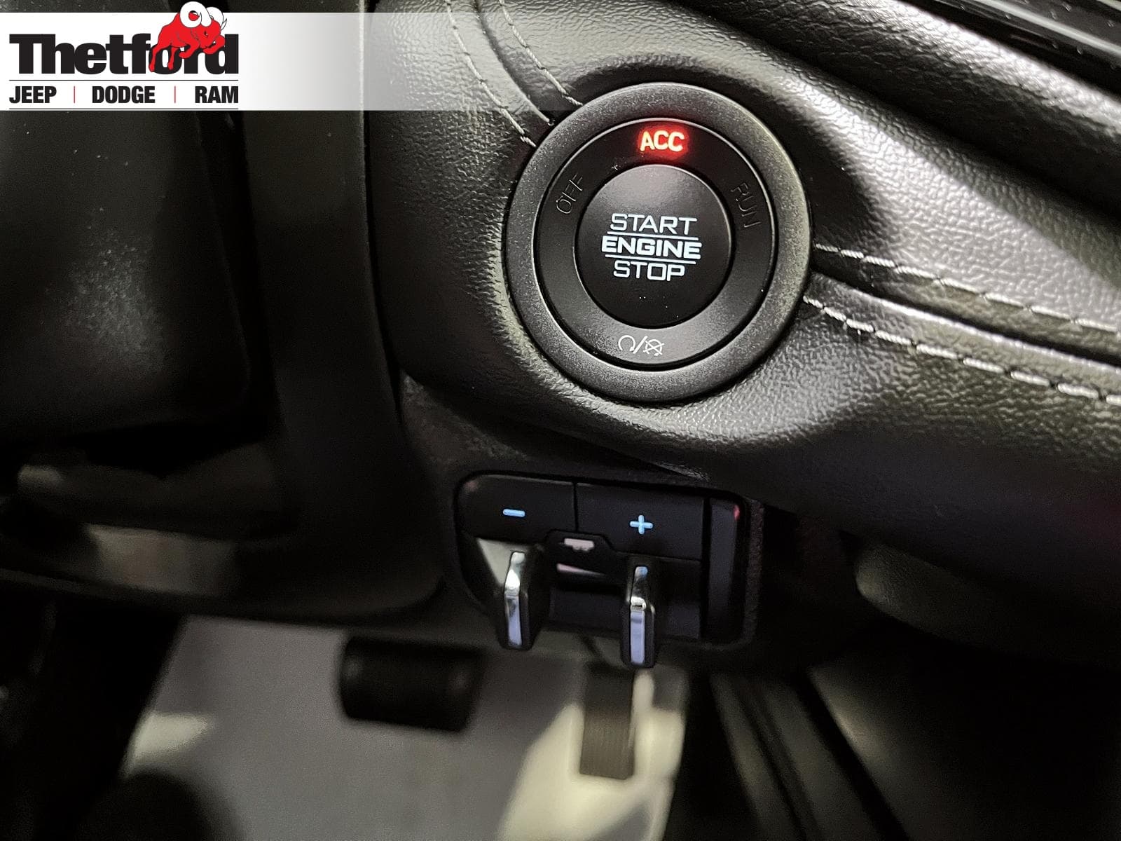 Dodge Durango 2022 — photo 15