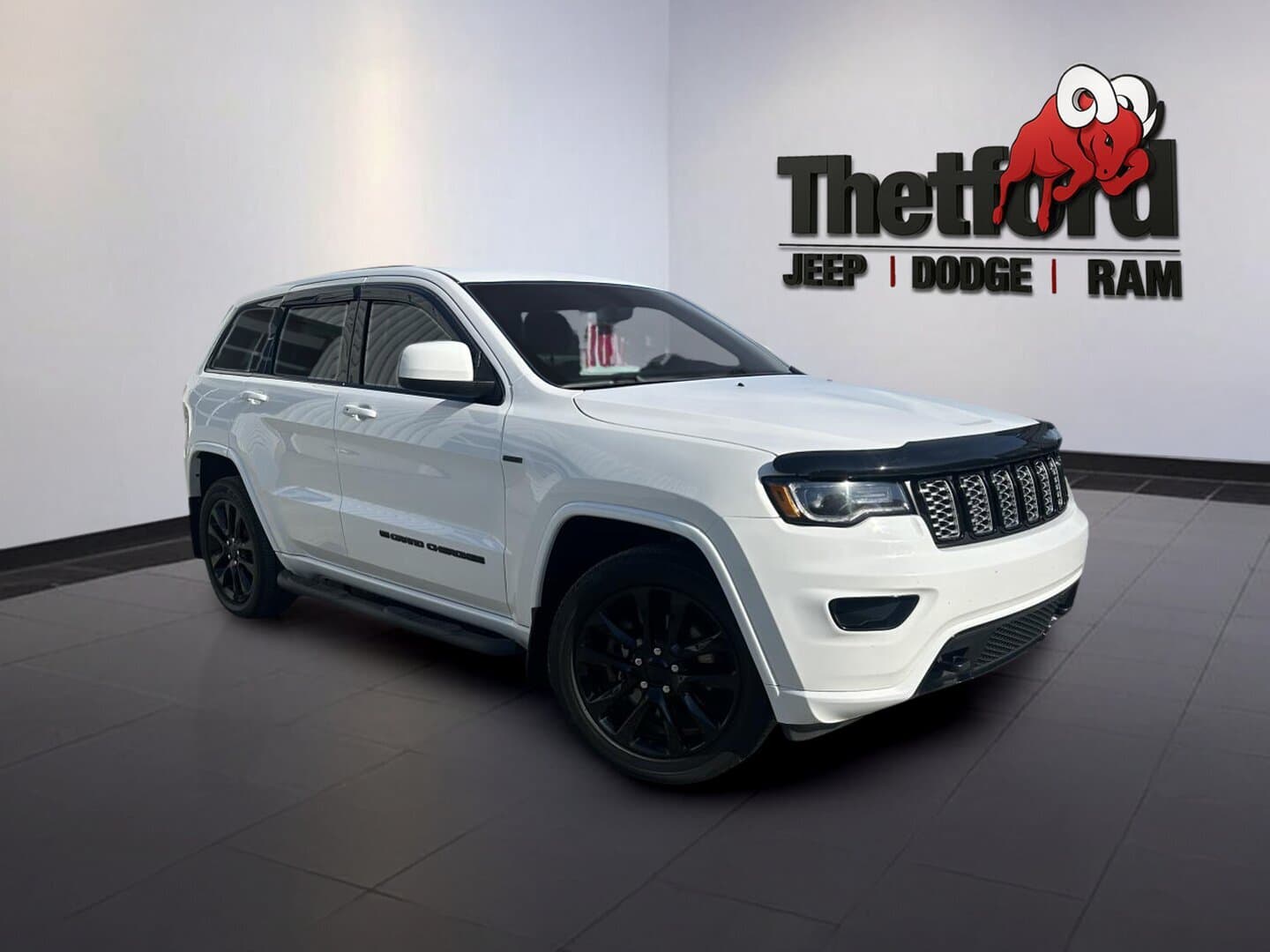 Jeep Grand Cherokee 2022 à vendre à Thetford Mines