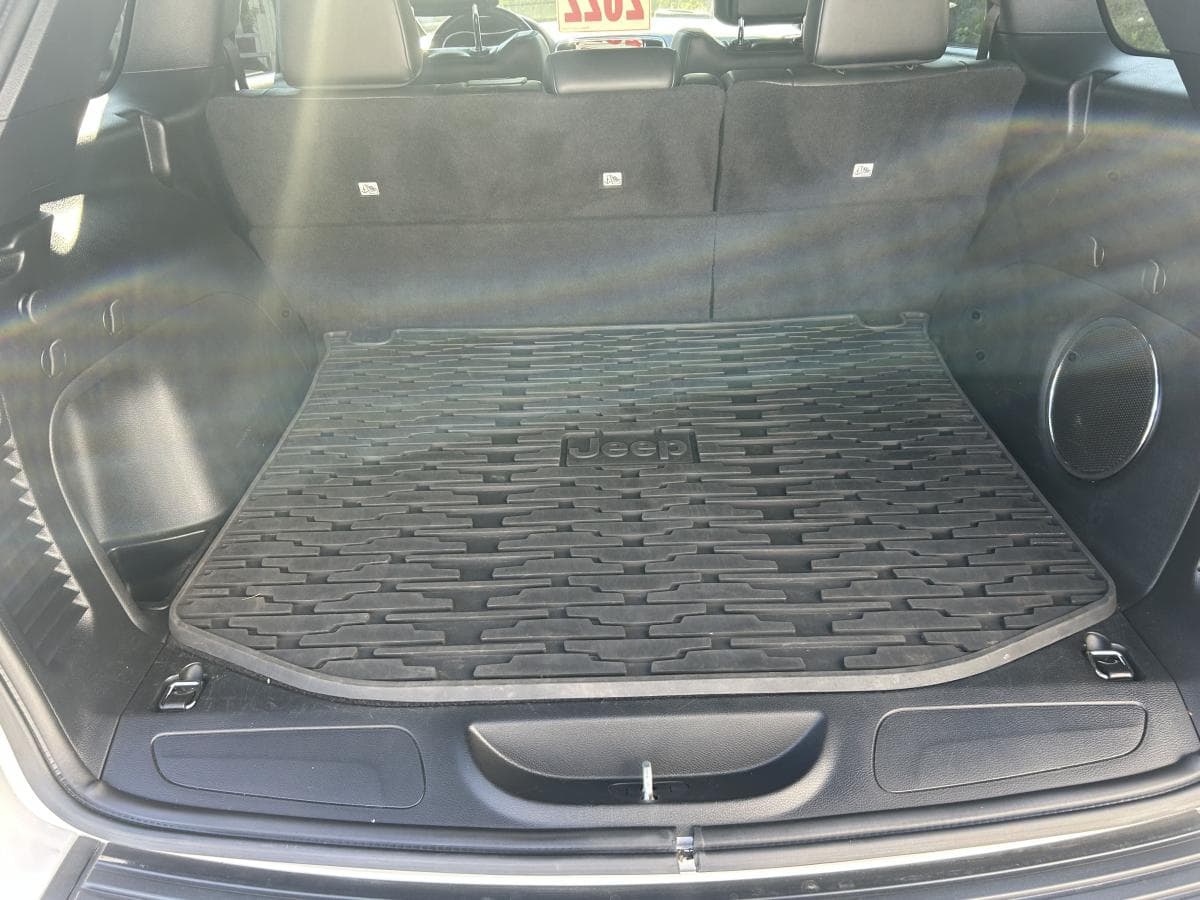 Jeep Grand Cherokee 2022 — photo 15