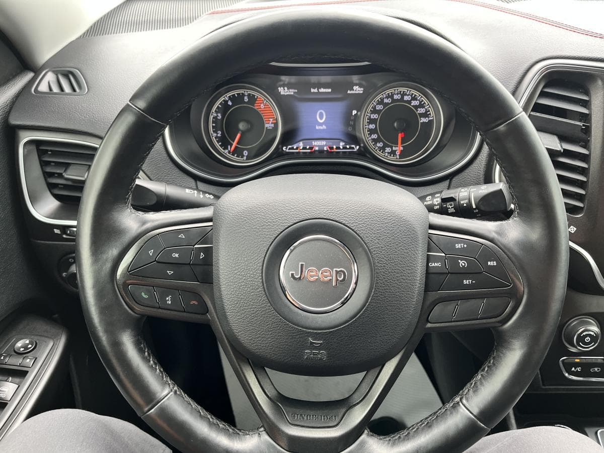 Jeep Cherokee 2019 — photo 10