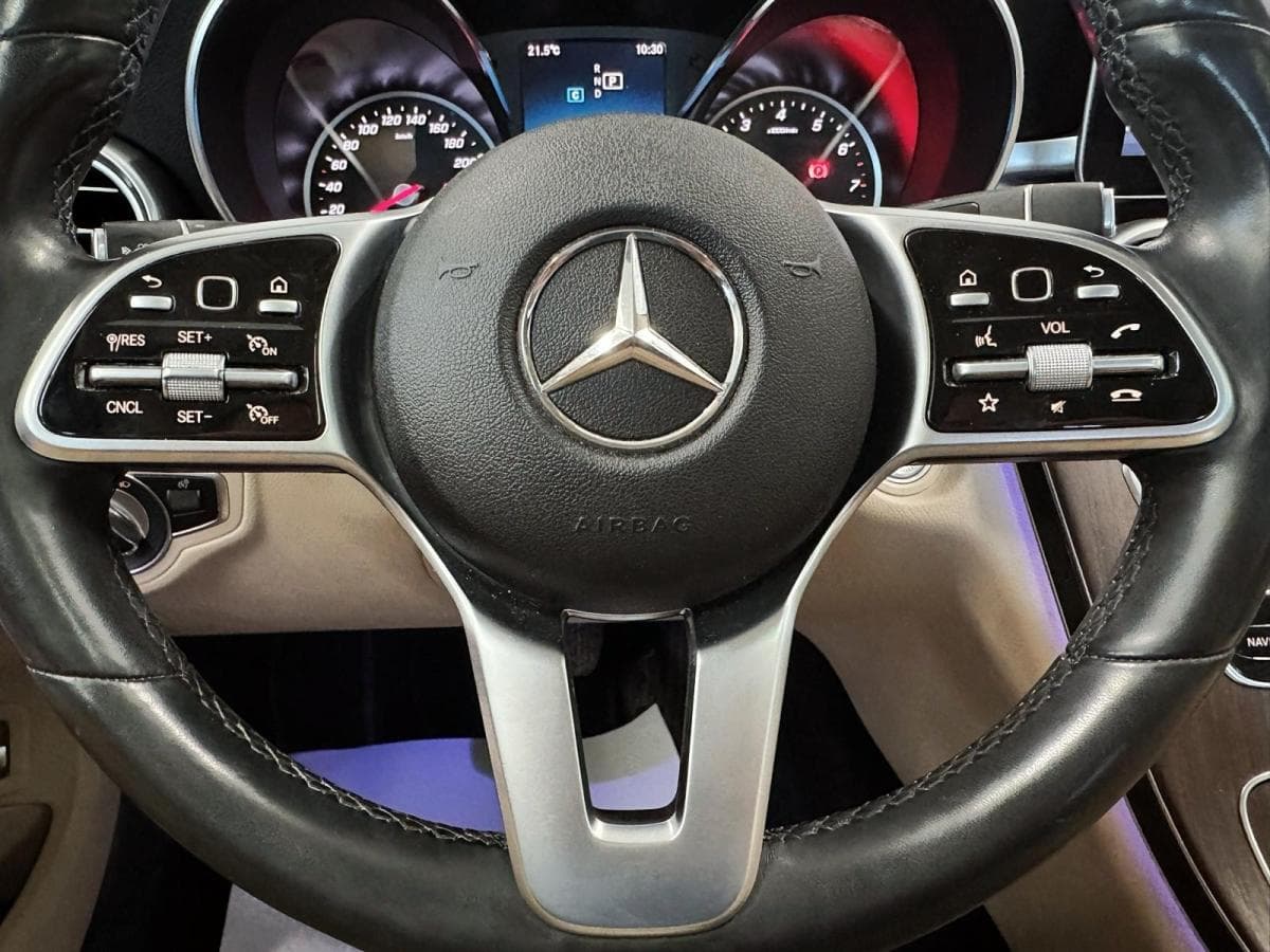 Mercedes-Benz C-Class 2019 — photo 12