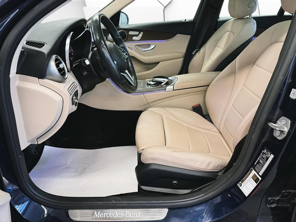 Mercedes-Benz C-Class 2019 — photo 9
