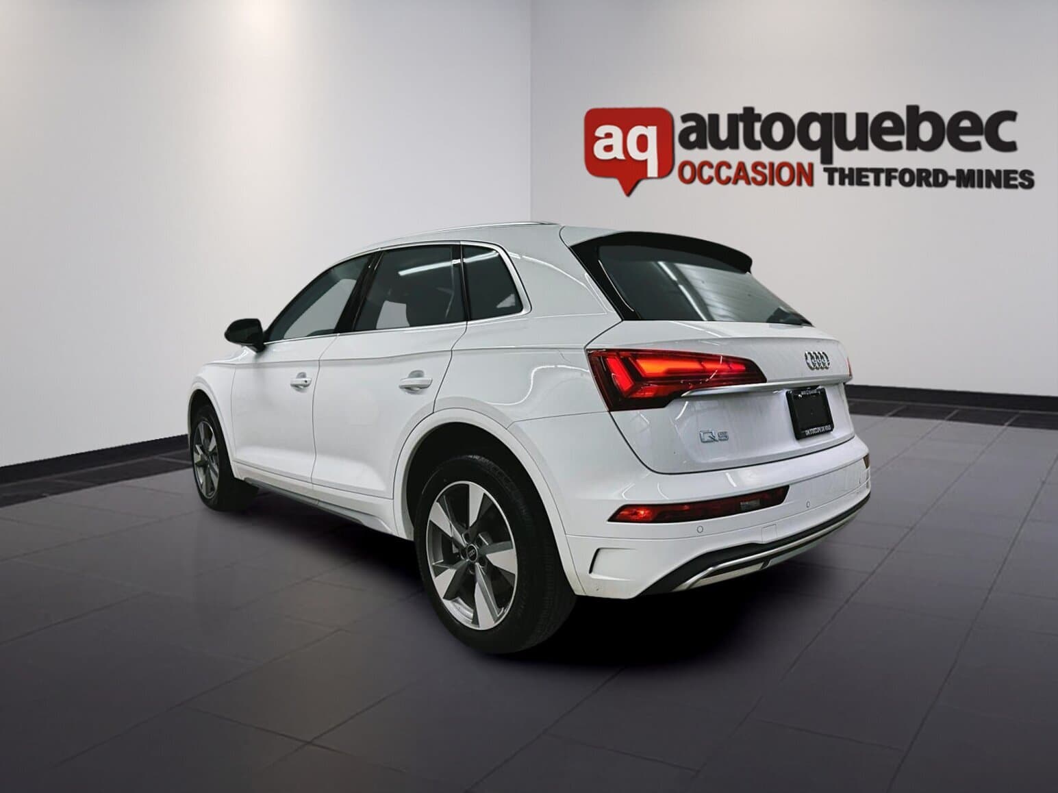 Audi Q5 2024 — photo 6