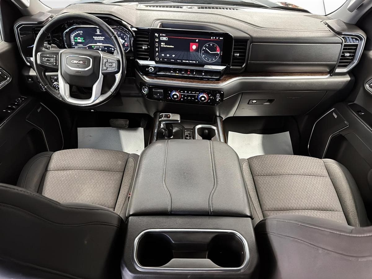 GMC Sierra 1500 2023 — photo 12