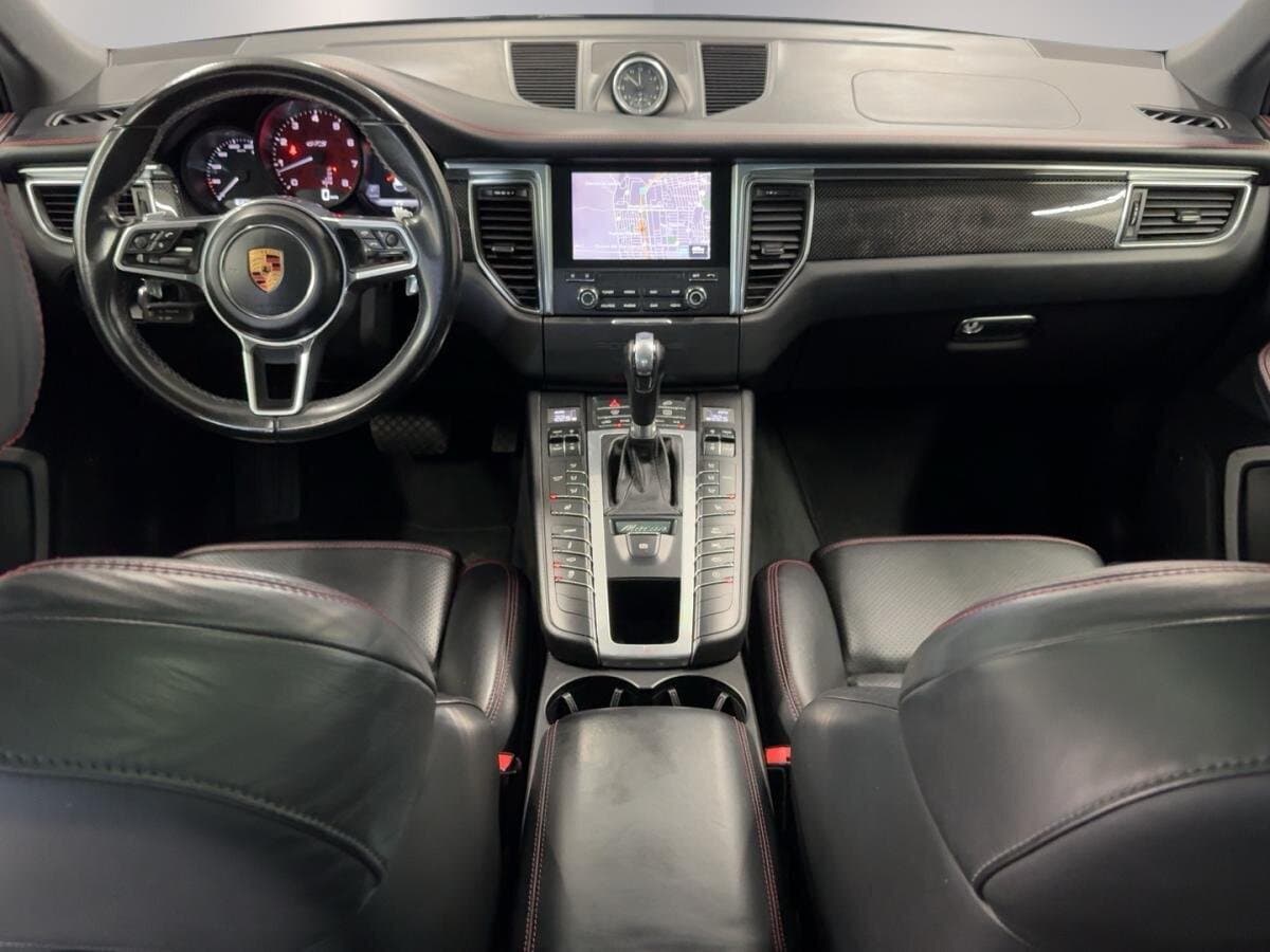 Porsche Macan 2018 — photo 11