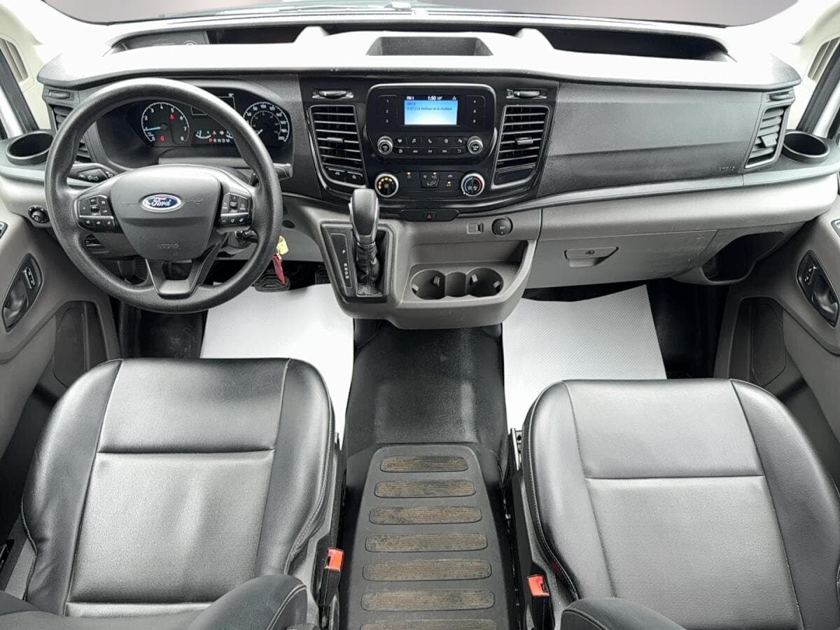 Ford Transit Cargo Van 2024 — photo 12