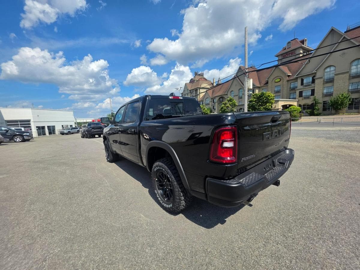 RAM 1500 2026 — photo 3