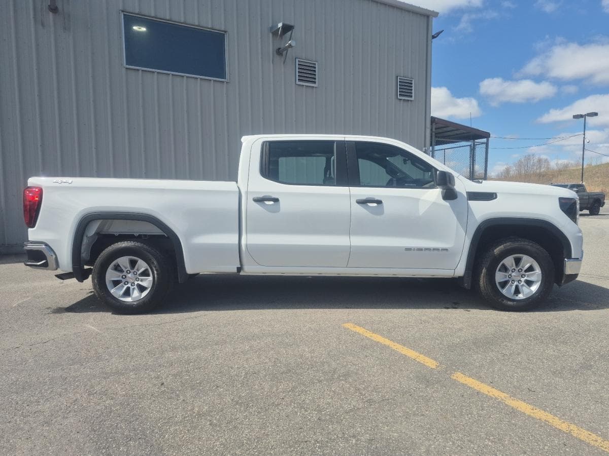 GMC Sierra 1500 2025 — photo 11
