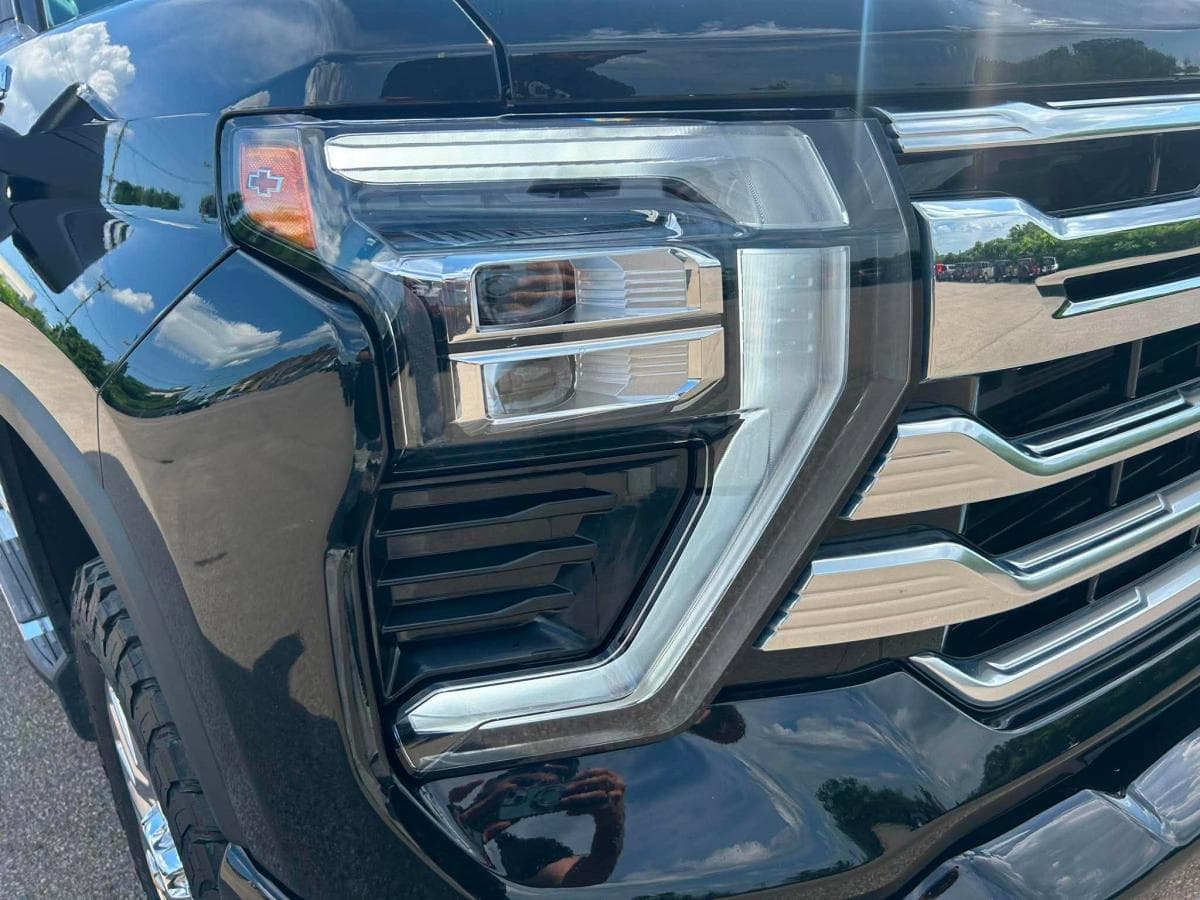 Chevrolet Silverado 2500 HD 2025 — photo 6