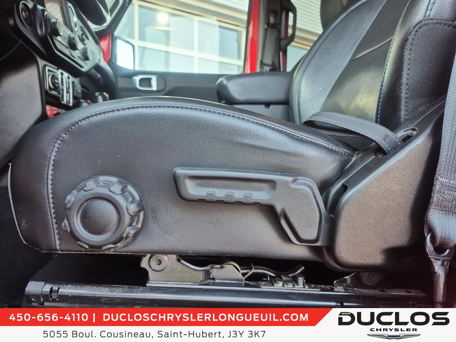 Jeep Wrangler 4xe 2023 — photo 17