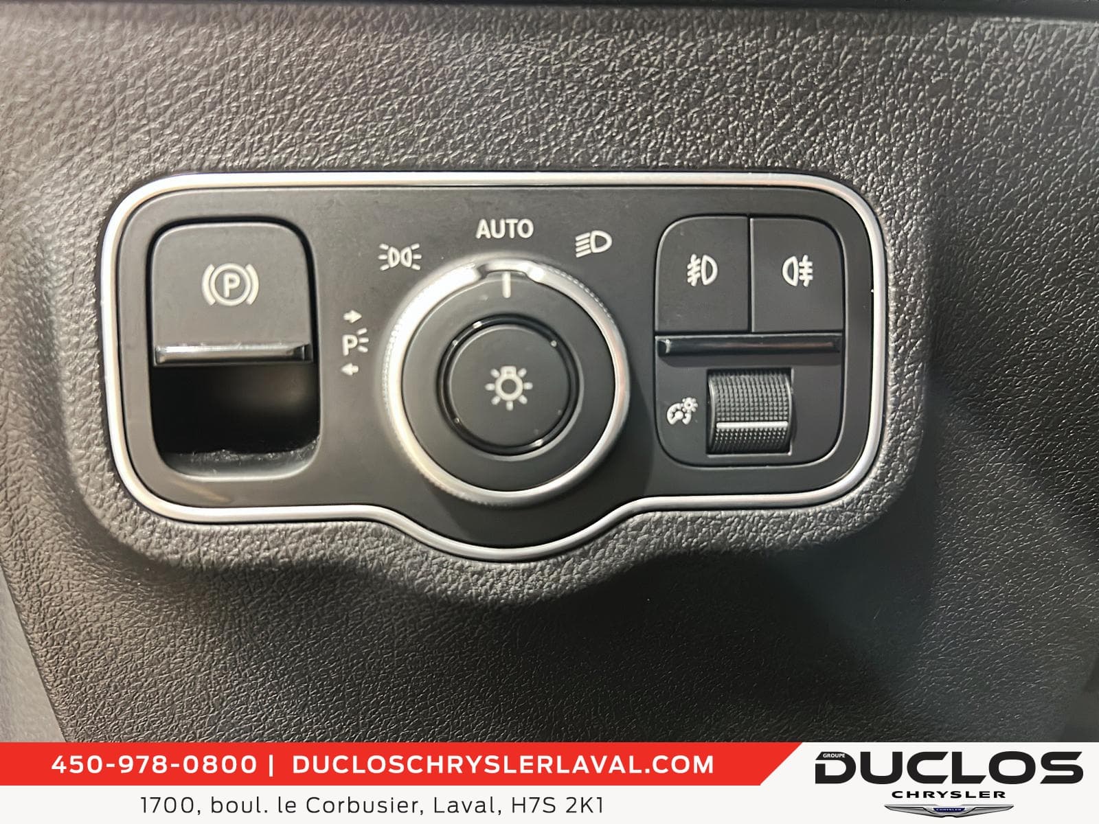Mercedes-Benz GLB 250 2024 — photo 20