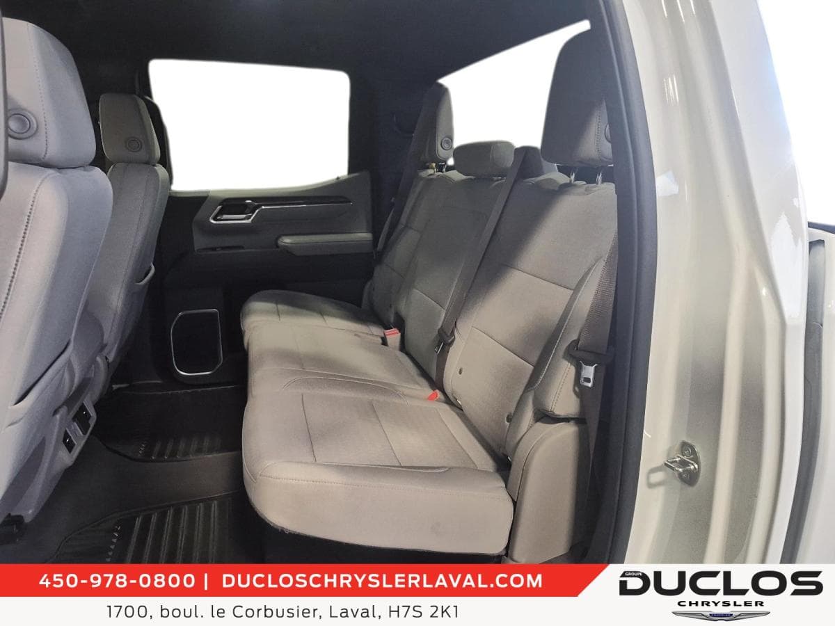 Chevrolet Silverado 1500 2023 — photo 15