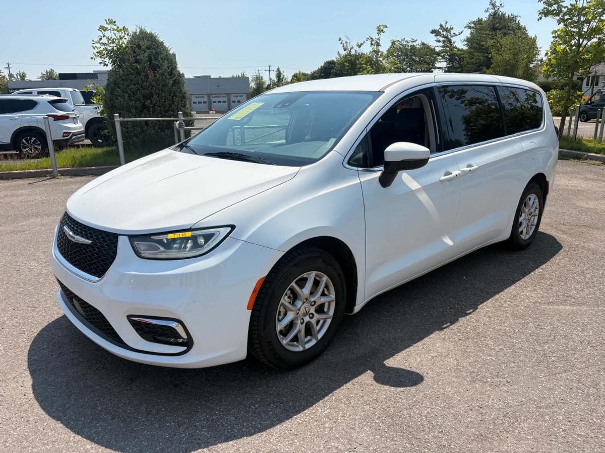 Chrysler Pacifica 2023 à vendre à Salaberry-de-Valleyfield
