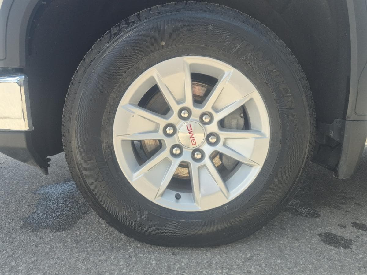 GMC Sierra 1500 2025 — photo 13