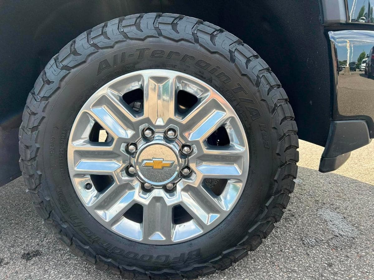 Chevrolet Silverado 2500 HD 2025 — photo 12