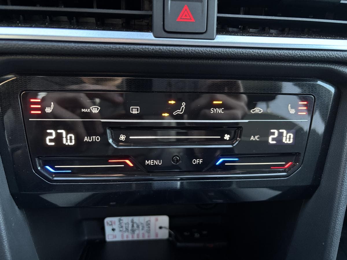 Volkswagen Taos 2025 — photo 16