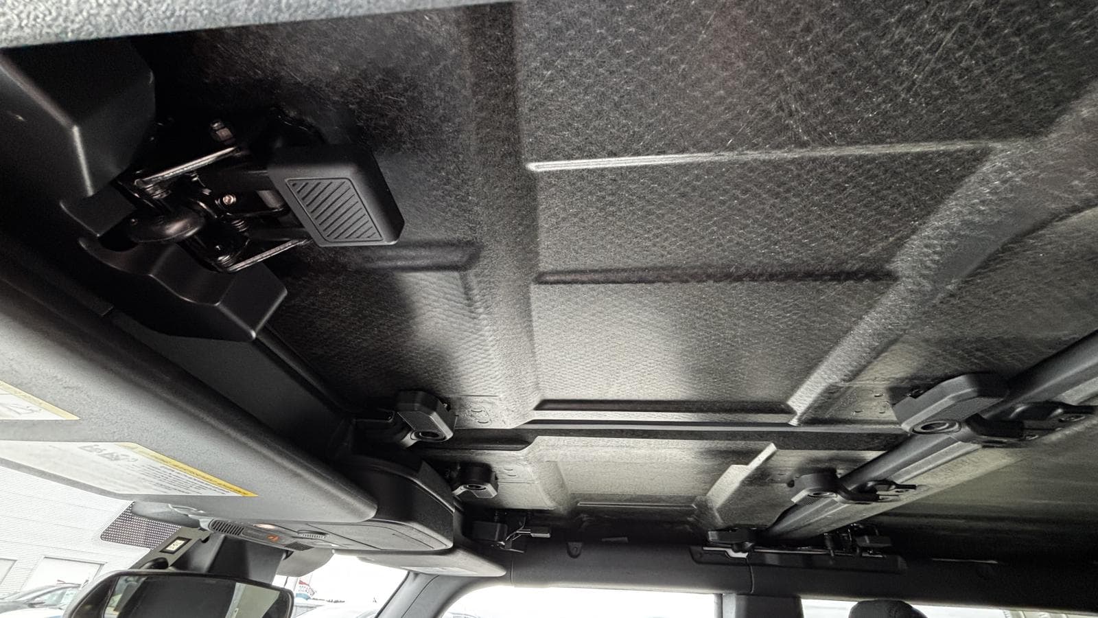 Ford Bronco 2025 — photo 20