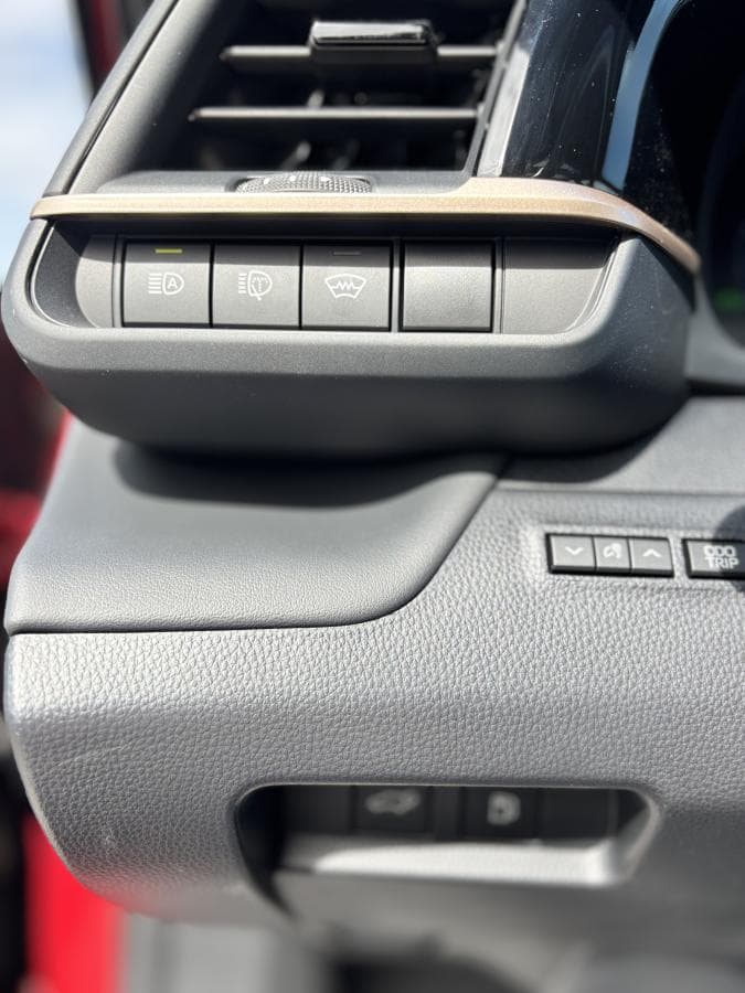 Toyota Crown Signia 2025 — photo 11