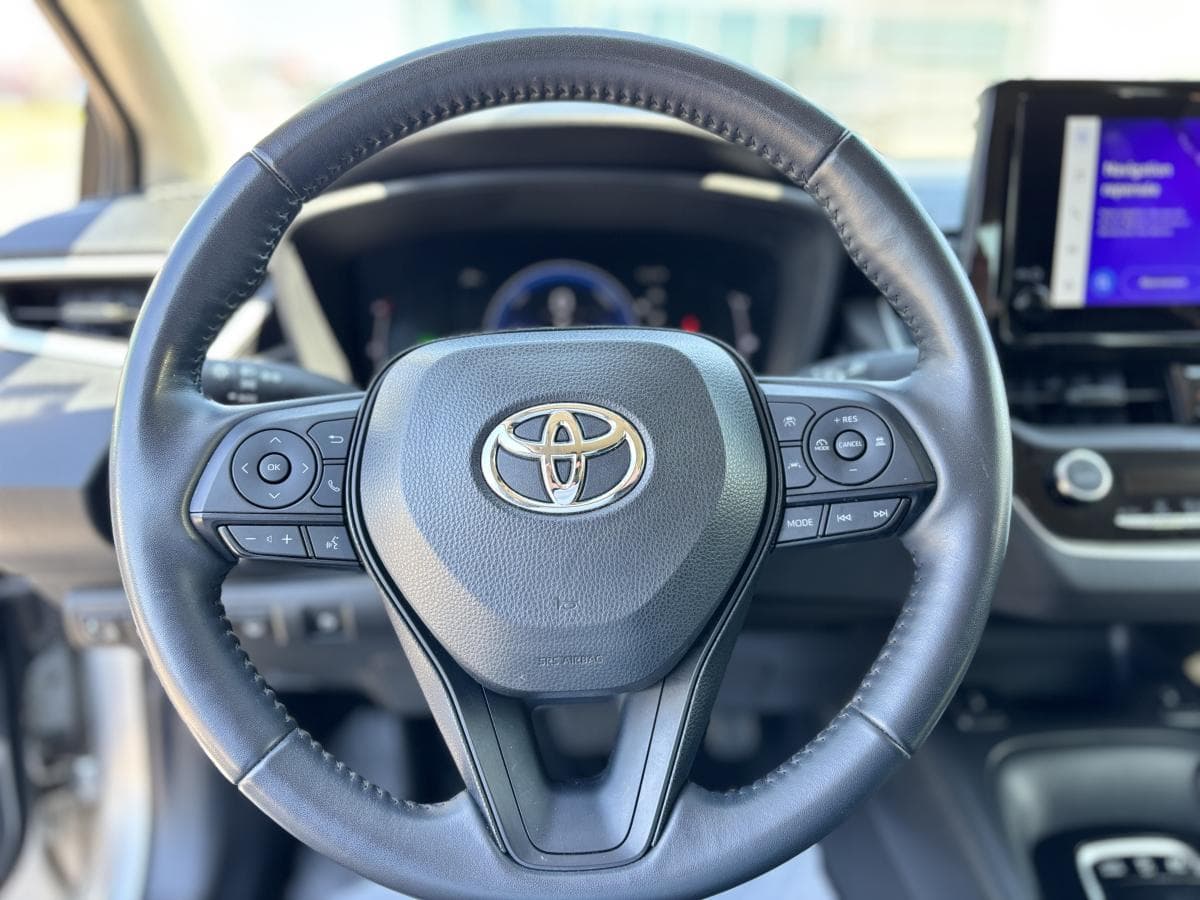 Toyota Corolla Hybrid 2024 — photo 11