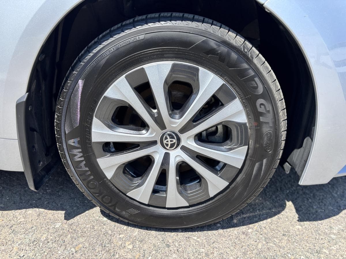 Toyota Corolla Hybrid 2024 — photo 9