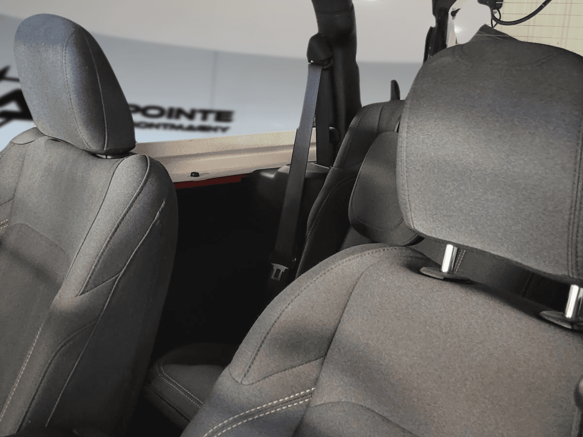 Jeep Wrangler 2024 — photo 14