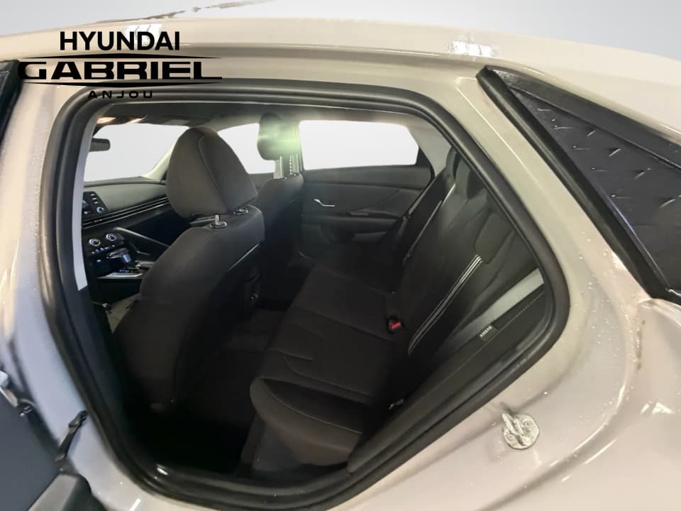 Hyundai Elantra 2024 — photo 10