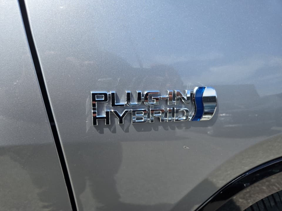 Toyota RAV4 Prime 2024 — photo 11