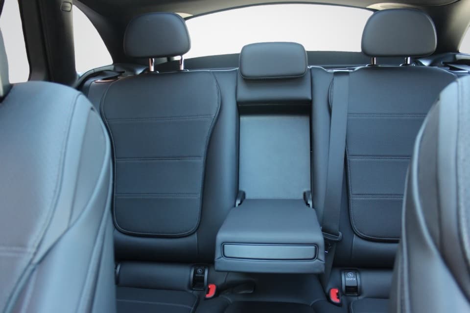 Mercedes-Benz GLC-Class 2025 — photo 12