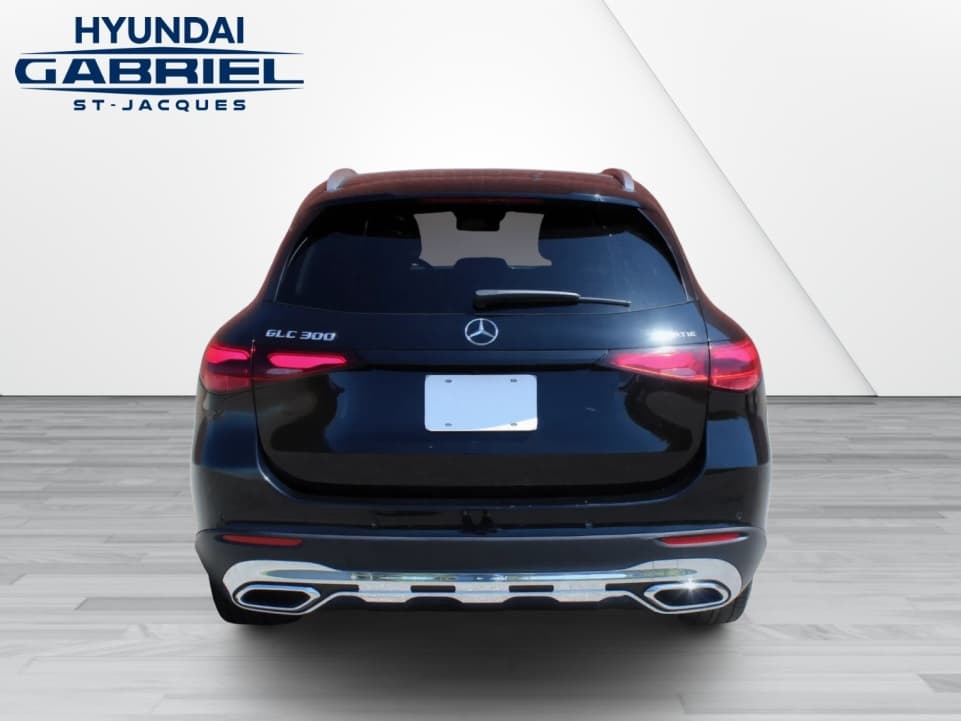 Mercedes-Benz GLC-Class 2025 — photo 6