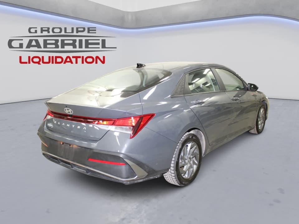 Hyundai Elantra 2024 — photo 4