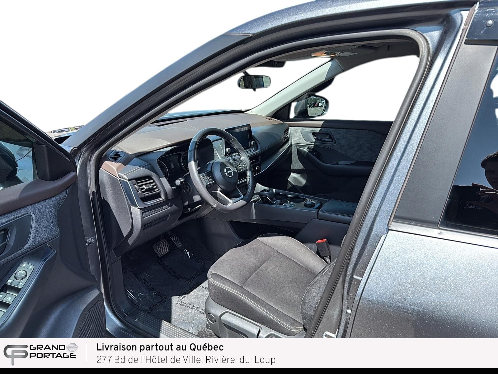 Nissan Rogue 2023 — photo 12