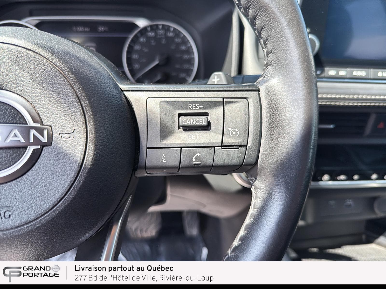 Nissan Rogue 2023 — photo 17